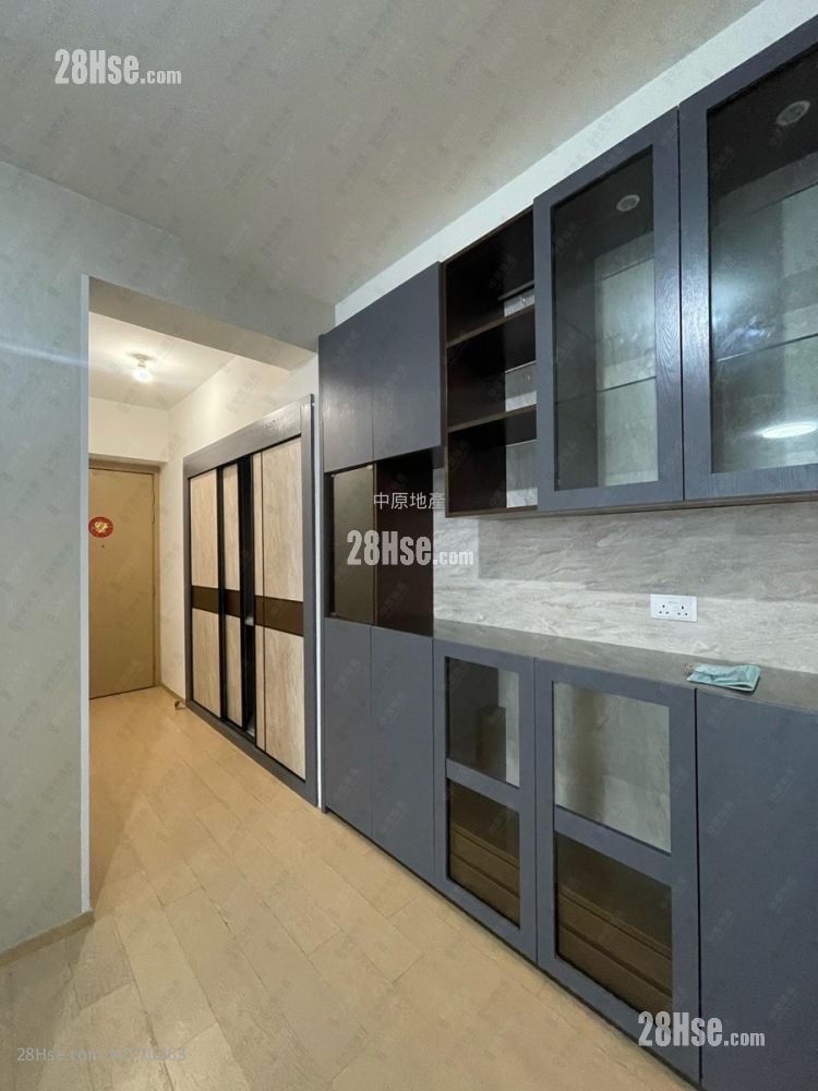 Lp6 Sell 3 Bedrooms 791 ft²