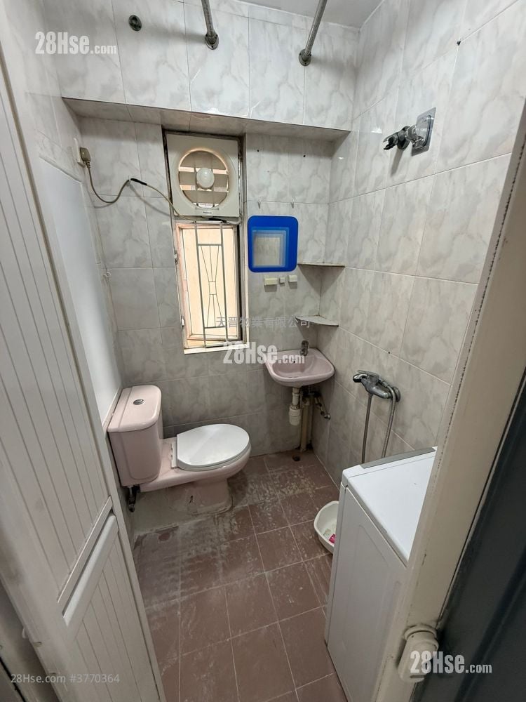 全发大厦 售盘 2 房 , 1 浴室 288 平方尺