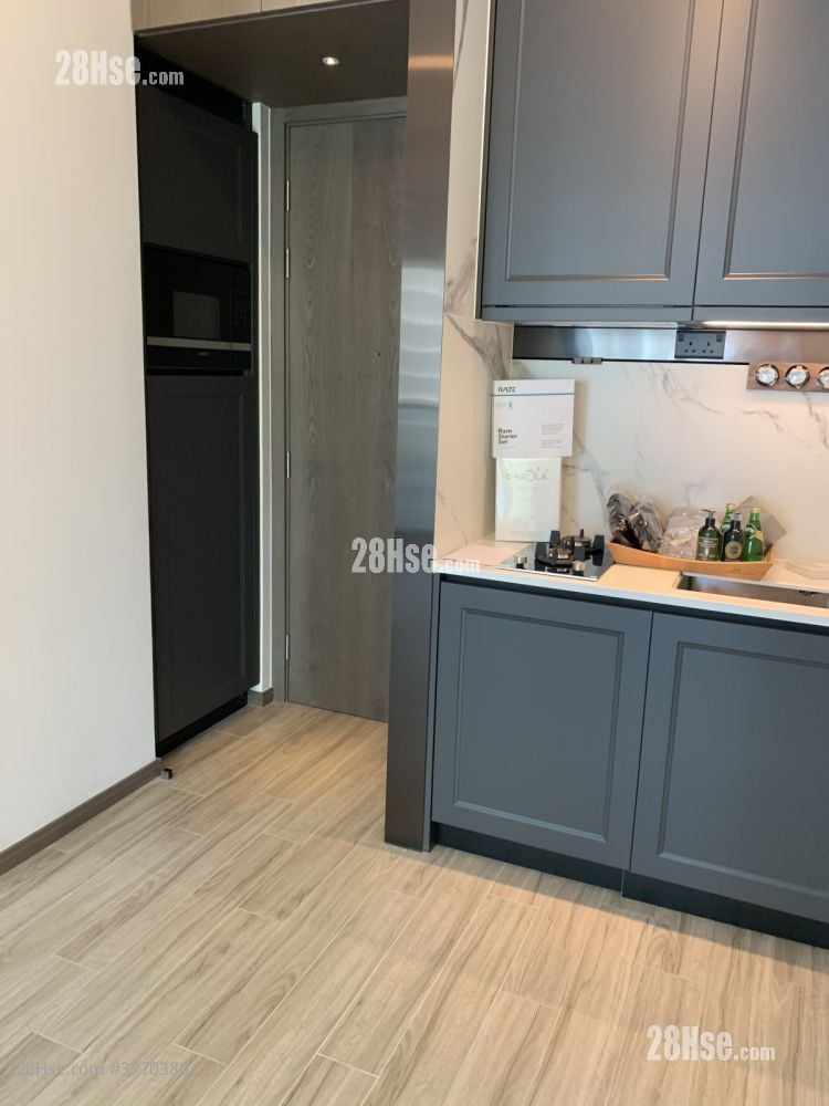 The Addition Sell 1 Bedroom , 1 Bathroom 277 ft²