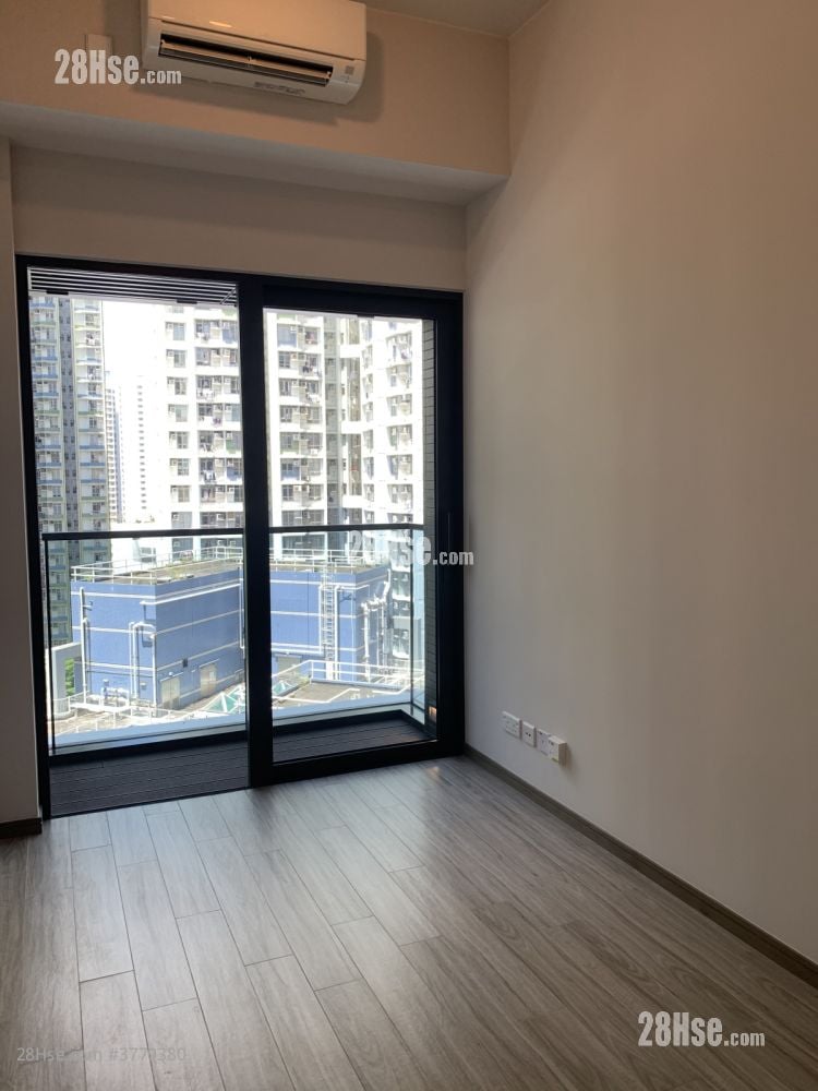 The Addition Sell 1 Bedroom , 1 Bathroom 277 ft²