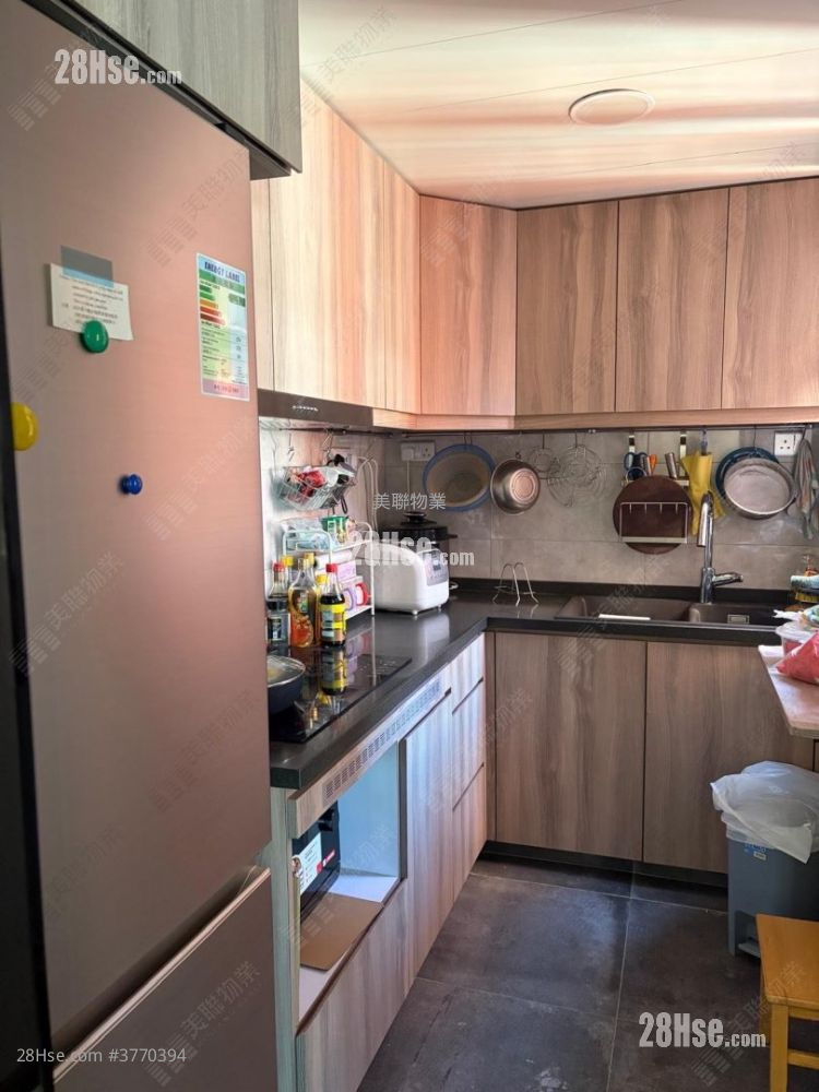 翠韵华庭 售盘 2 房 , 2 浴室 696 平方尺