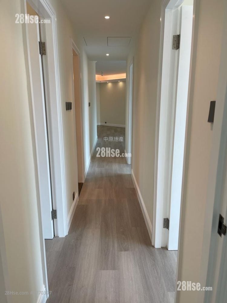 The Belcher's Sell 4 Bedrooms , 3 Bathrooms 1,263 ft²