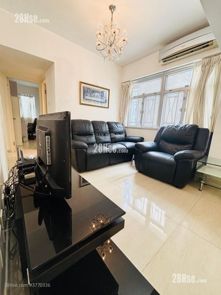 万基大厦 售盘 3 房 , 2 浴室 823 平方尺