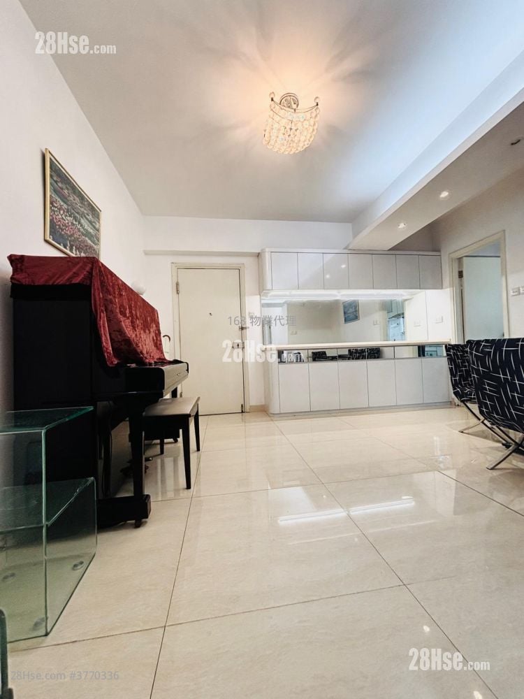 万基大厦 售盘 3 房 , 2 浴室 823 平方尺