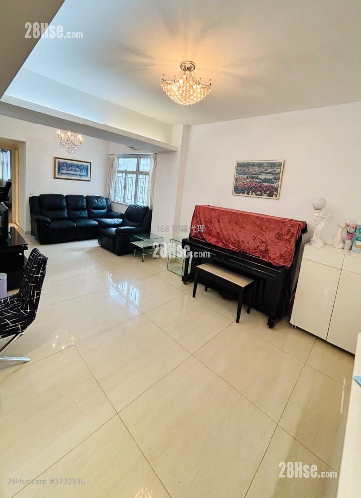 万基大厦 售盘 3 房 , 2 浴室 823 平方尺