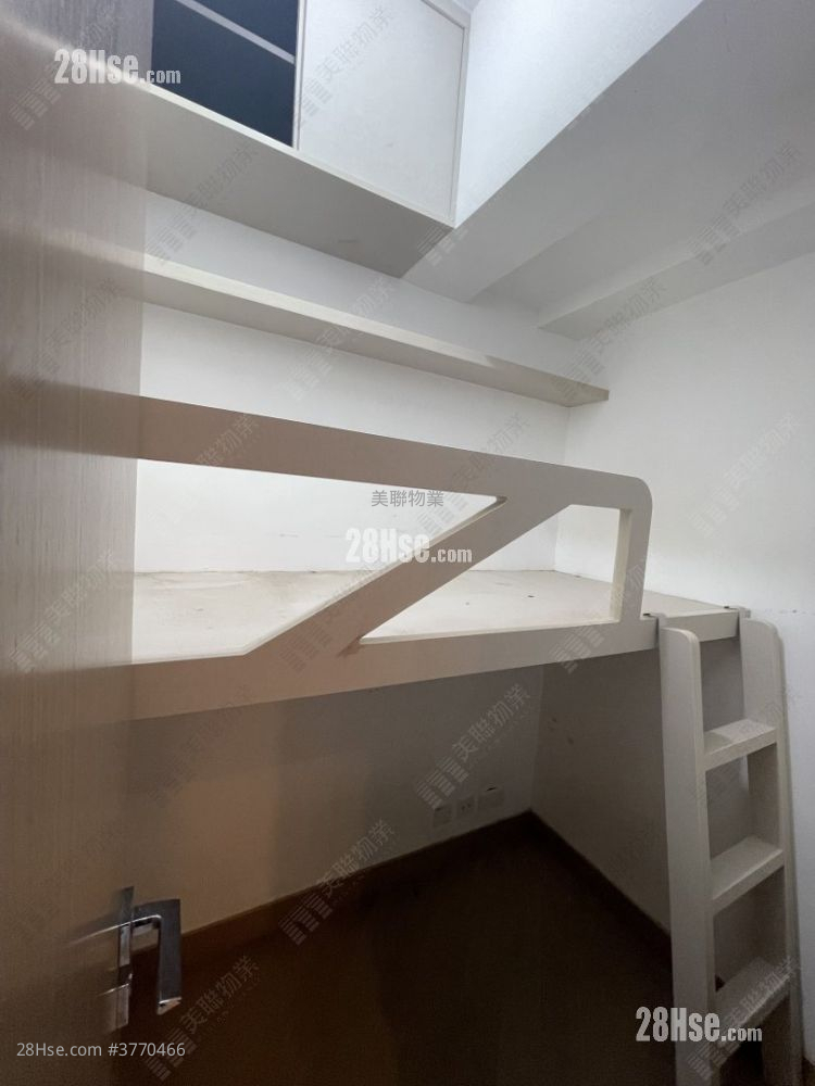 Wings At Seaii Sell 2 Bedrooms 532 ft²