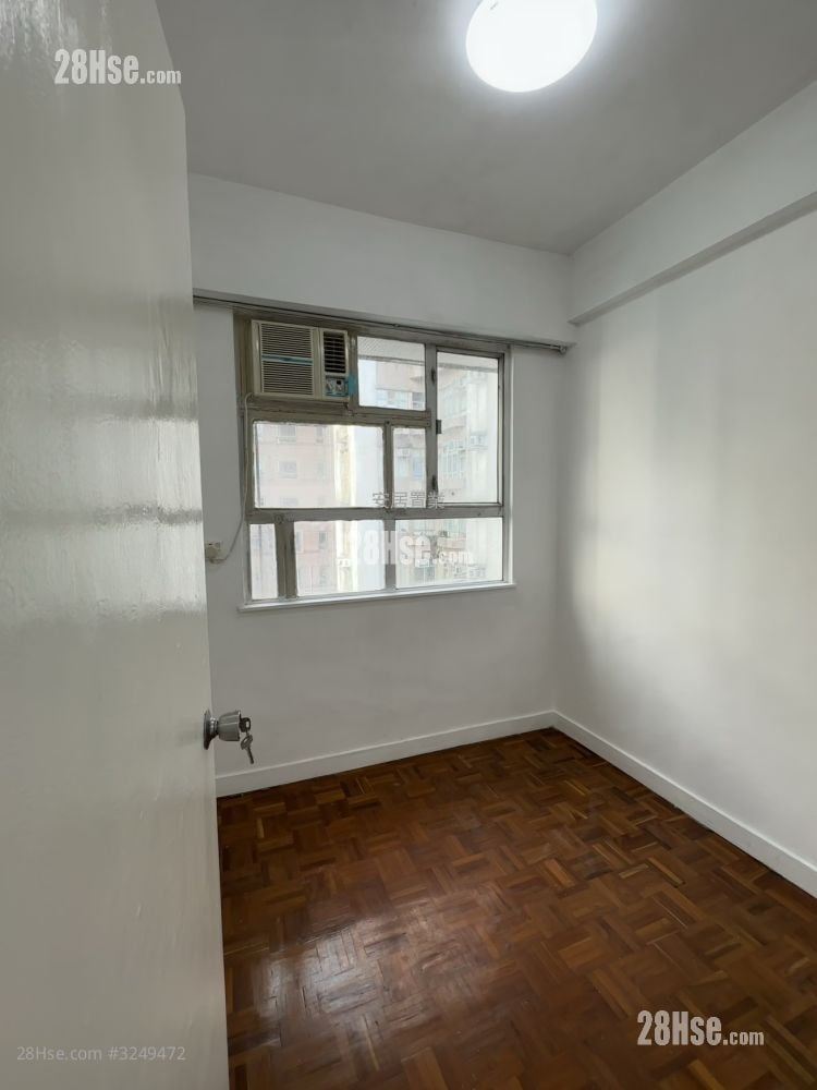 豪华阁 售盘 1 房 , 1 浴室 278 平方尺