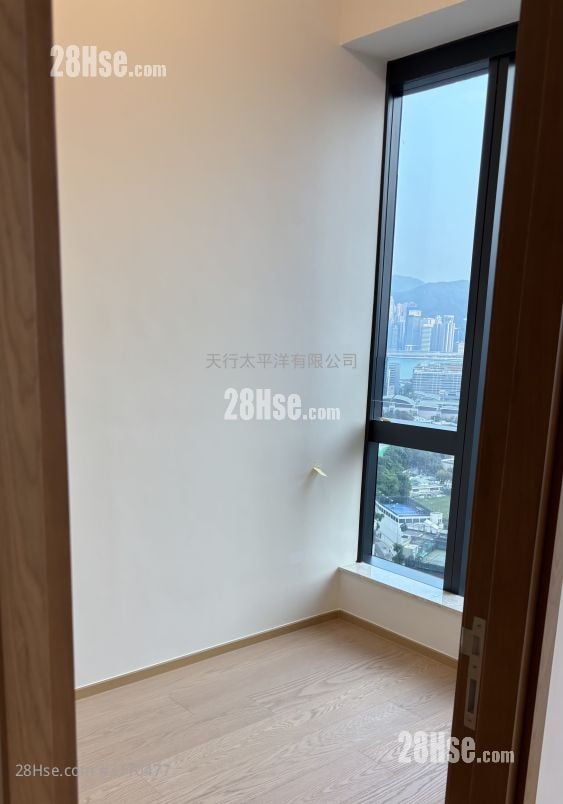Topside Residence Rental 2 Bedrooms , 1 Bathroom 377 ft²