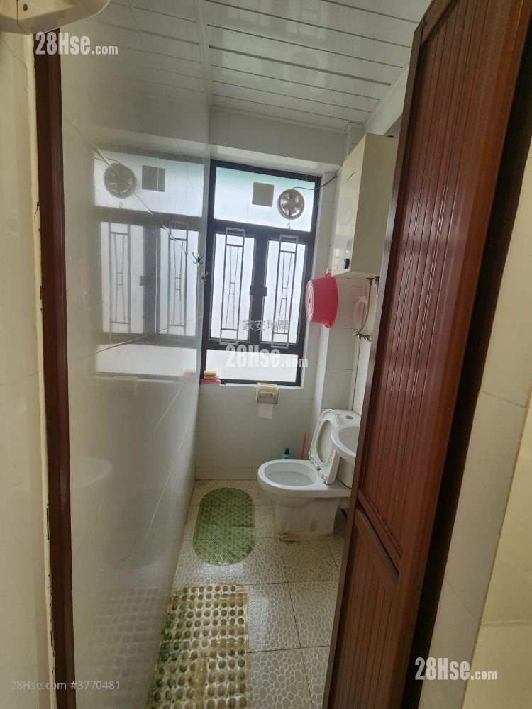 Wun Fat Building Sell 1 Bedroom , 1 Bathroom 290 ft²