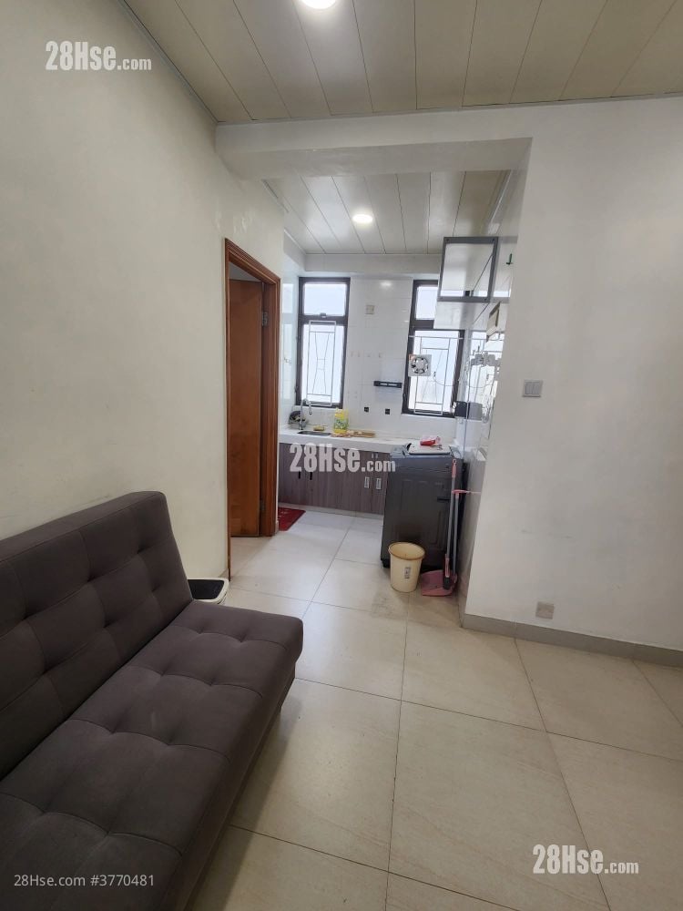 Wun Fat Building Sell 1 Bedroom , 1 Bathroom 290 ft²