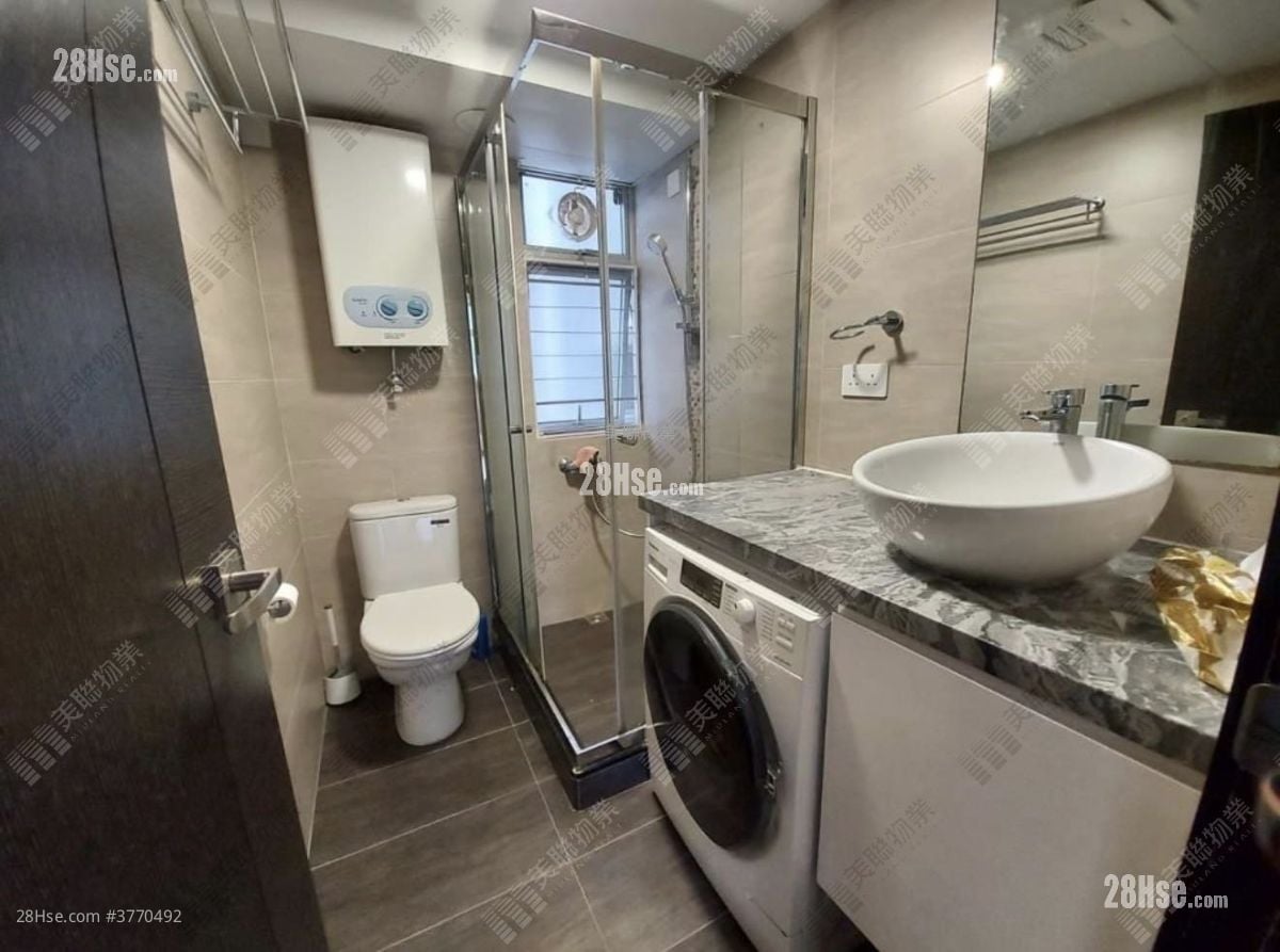 Laguna City Sell 2 Bedrooms 522 ft²