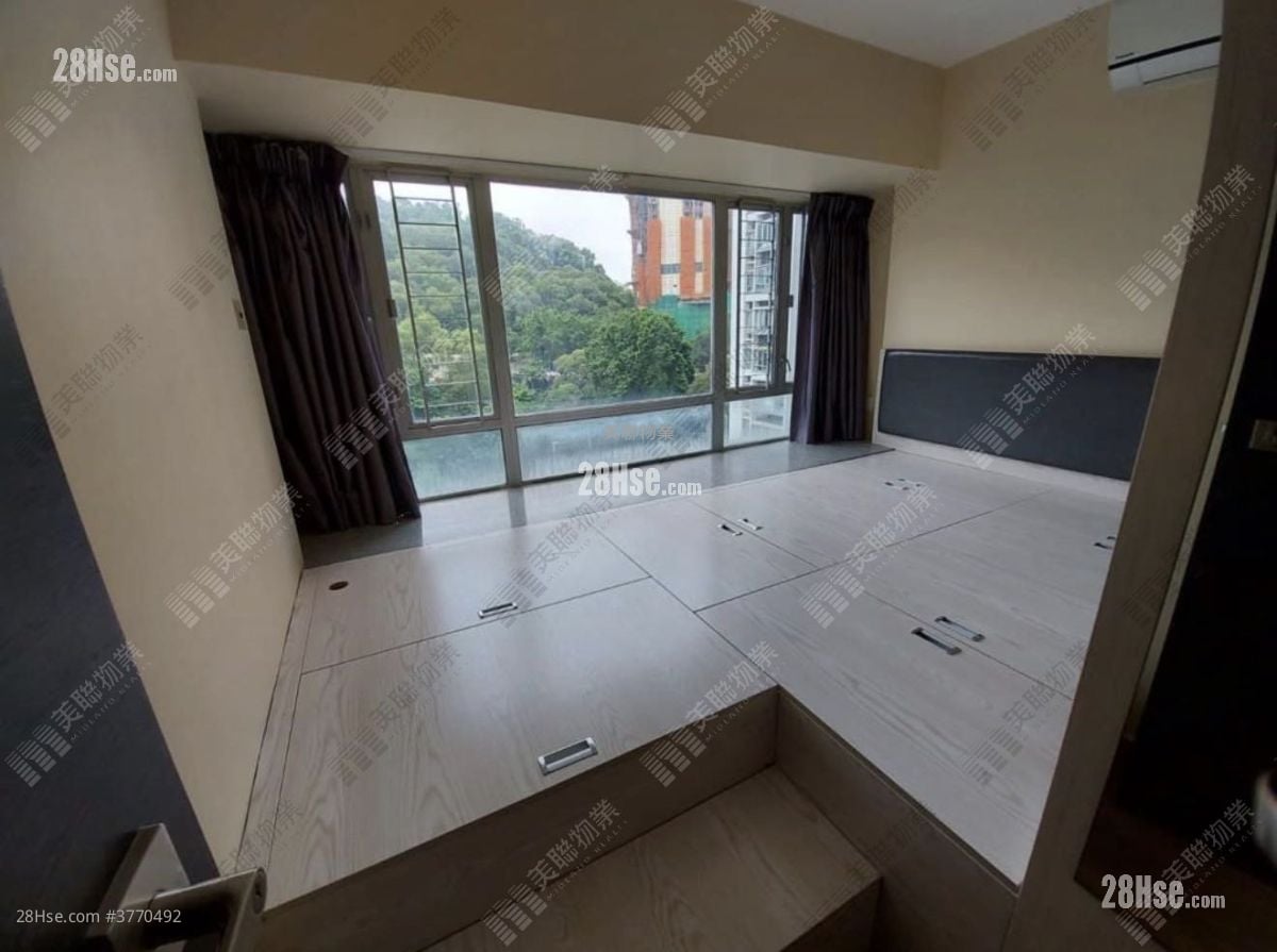 Laguna City Sell 2 Bedrooms 522 ft²