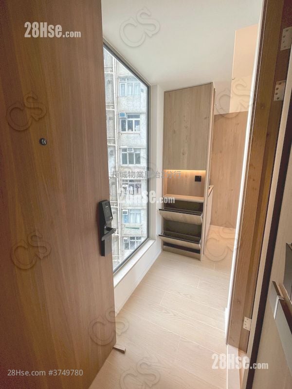 Finnie 租盘 1 房 , 1 浴室 270 平方尺