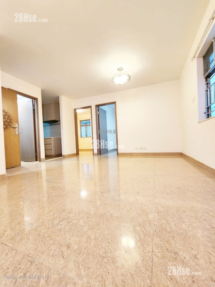 村屋 售盘 2 房 , 1 浴室