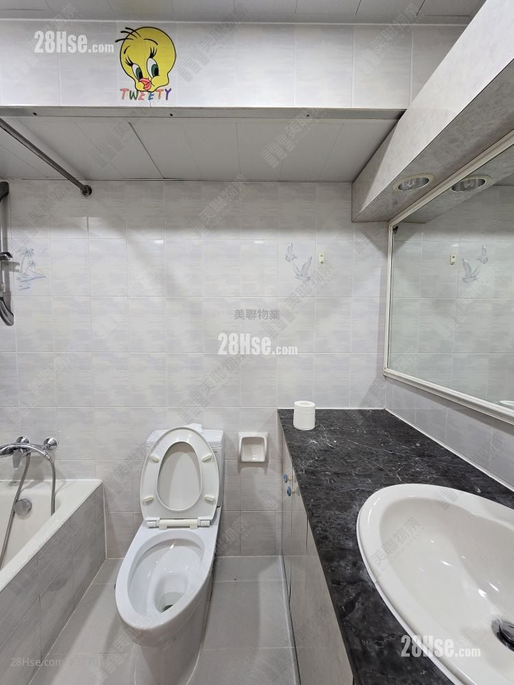 Laguna City Sell 3 Bedrooms 687 ft²