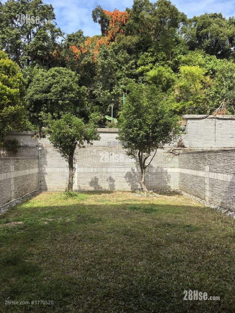 The Green Sell 3 Bedrooms , 4 Bathrooms 1,798 ft²