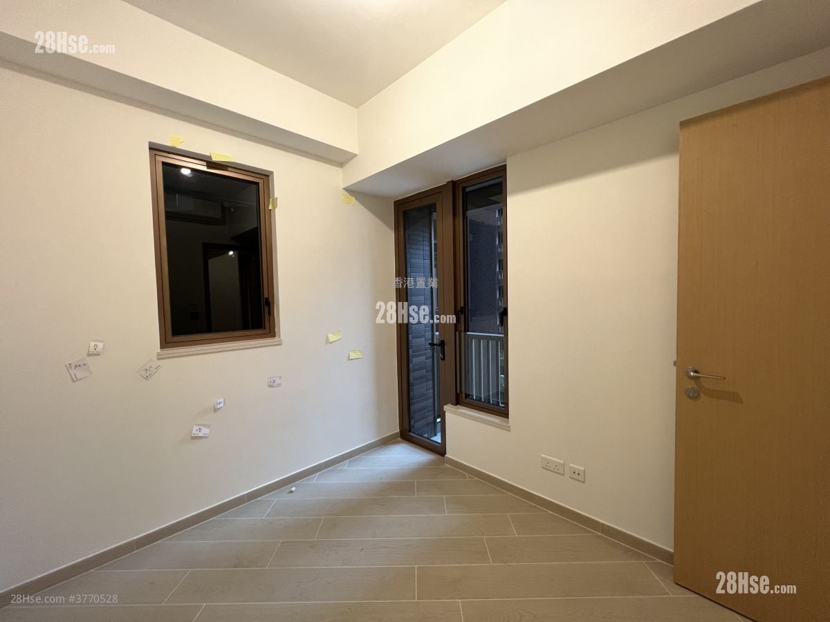 Lp10 Sell 2 Bedrooms , 1 Bathroom 512 ft²