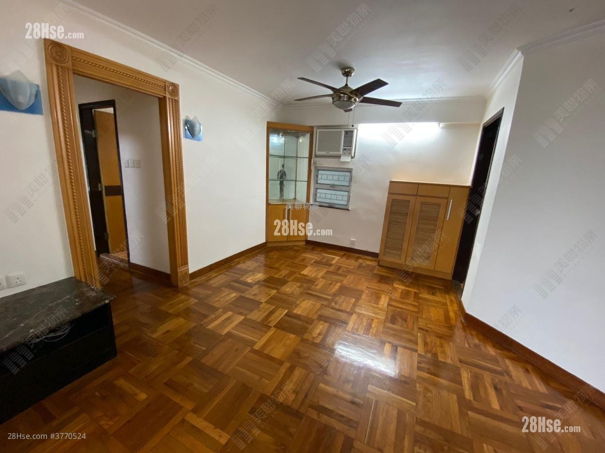 Laguna City Sell 3 Bedrooms 748 ft²