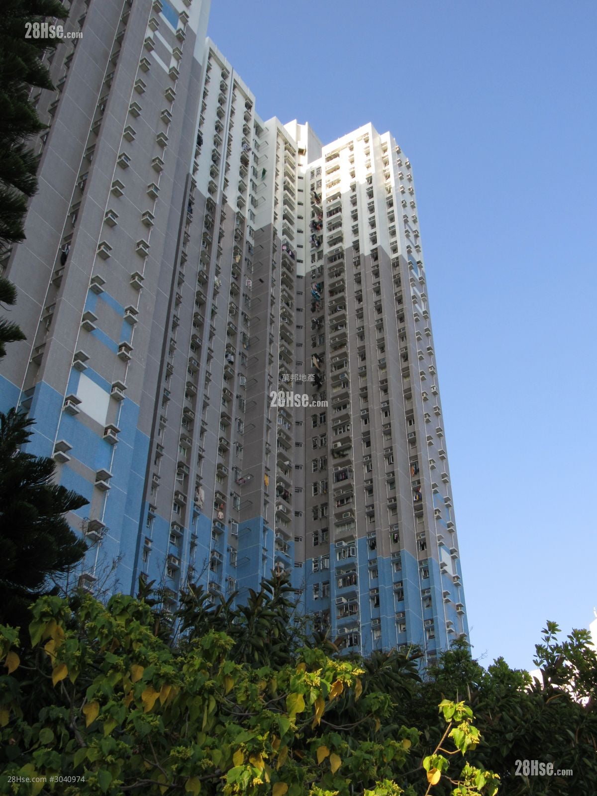 Ka Lung Court Sell 2 Bedrooms , 1 Bathroom 401 ft²