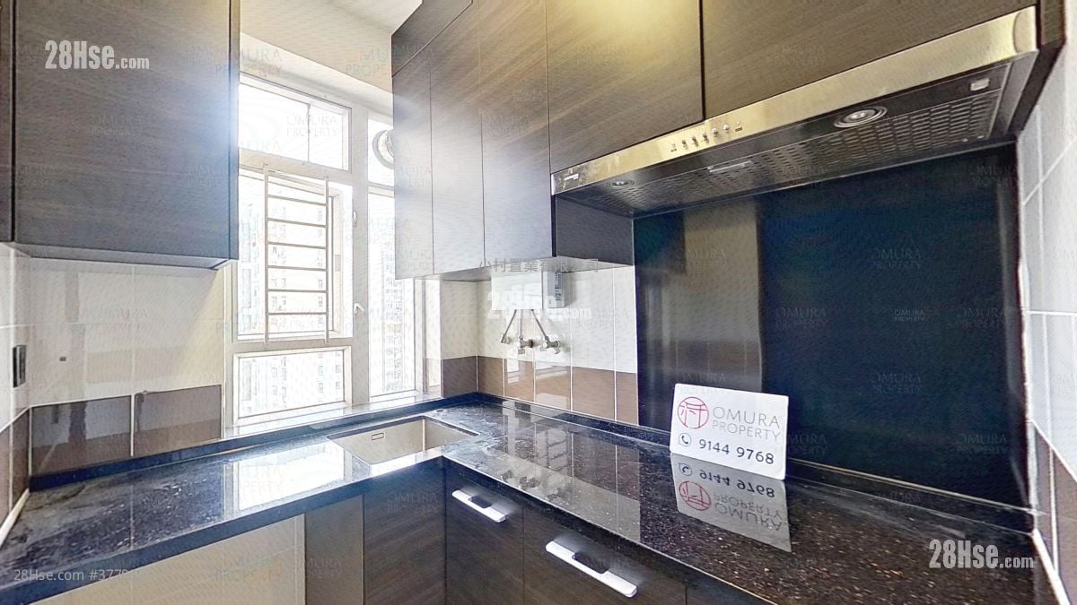 kitchen: Sheung Man Court Sell 1 Bedroom , 1 Bathroom 291 ft²