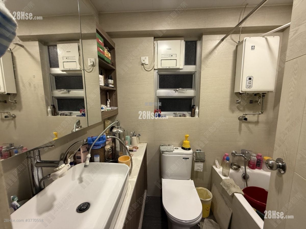 海怡半岛 售盘 3 房 , 2 浴室 584 平方尺