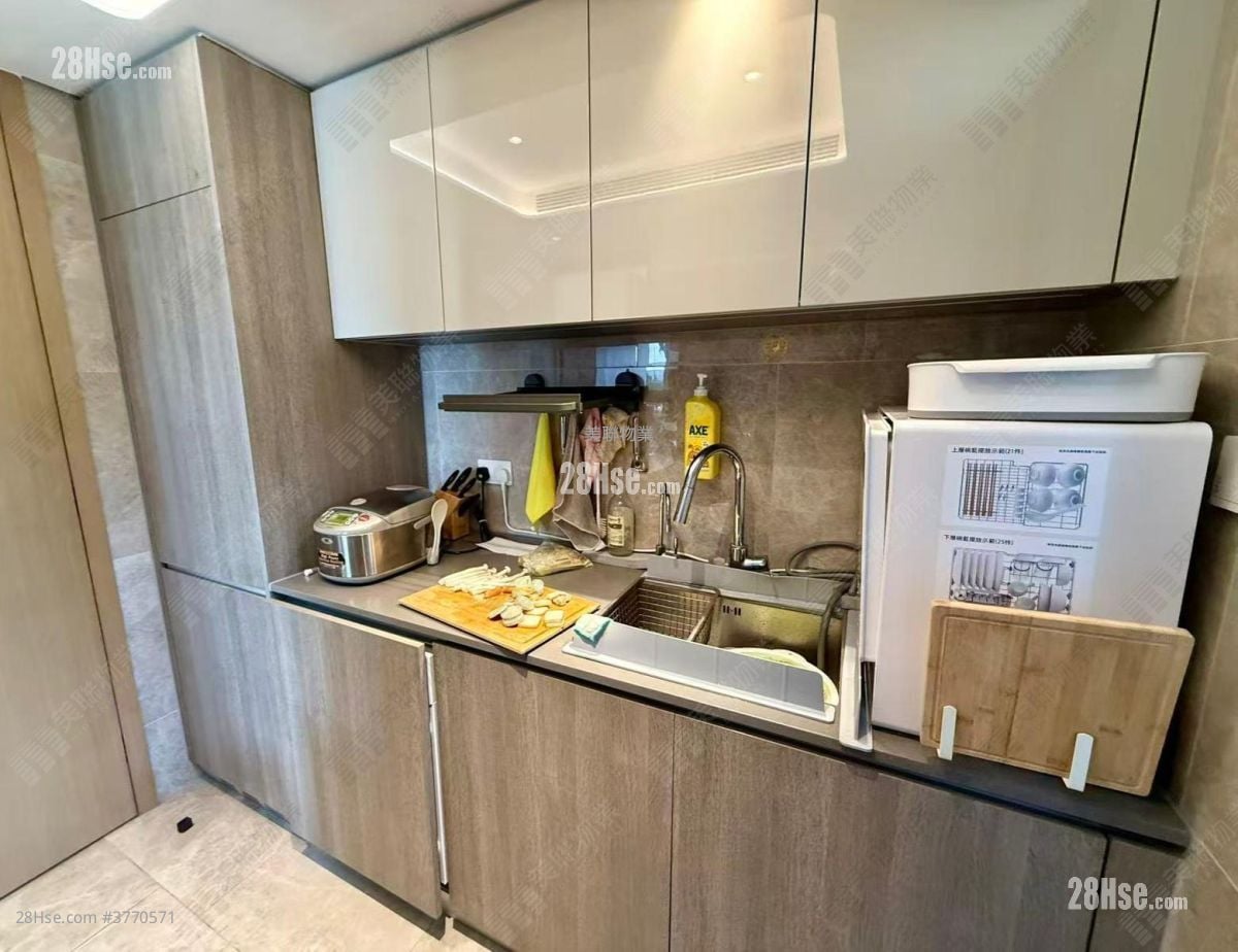 Montego Bay Sell 3 Bedrooms 845 ft²