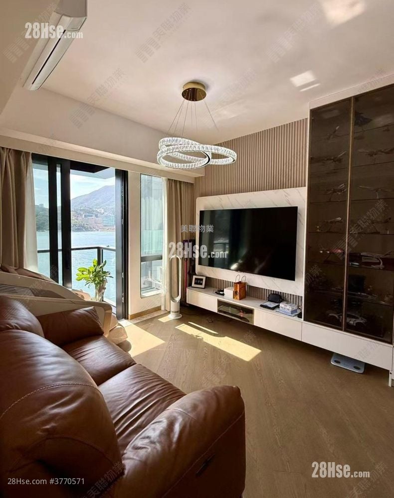 Montego Bay Sell 3 Bedrooms 845 ft²