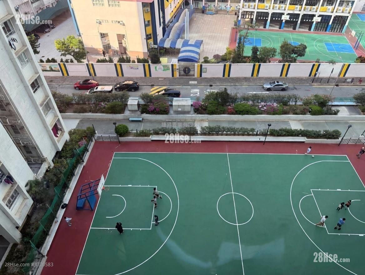 黄埔花园 售盘 4 房 , 2 浴室 765 平方尺