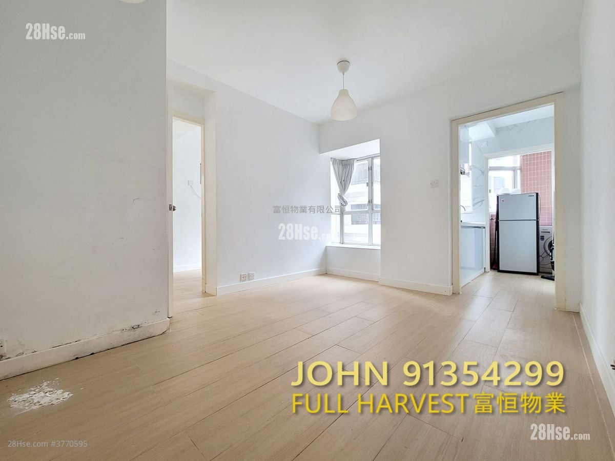 Flora Court Sell 1 Bedroom , 1 Bathroom 339 ft²