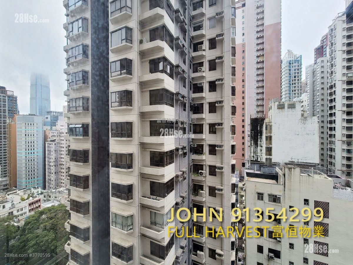 Flora Court Sell 1 Bedroom , 1 Bathroom 339 ft²