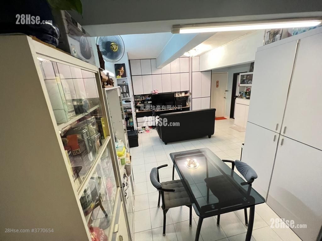 礼林大厦 售盘 3 房 , 1 浴室 625 平方尺