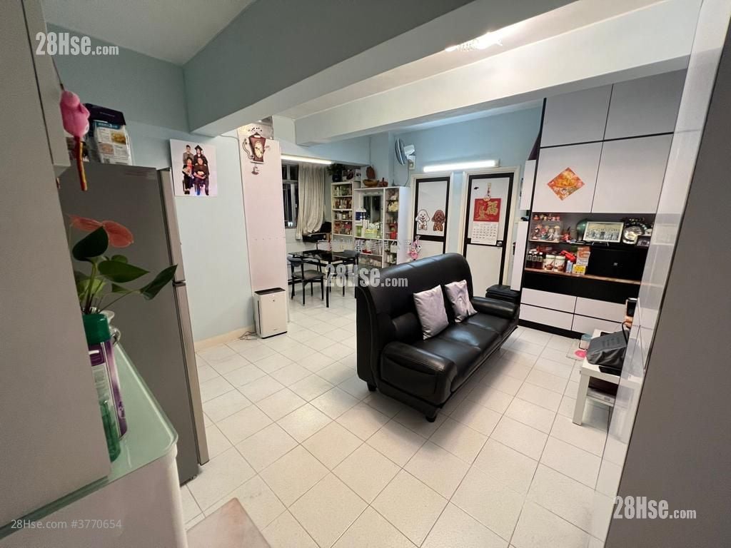 礼林大厦 售盘 3 房 , 1 浴室 625 平方尺