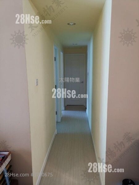 Royal Peninsula Sell 3 Bedrooms 1,051 ft²