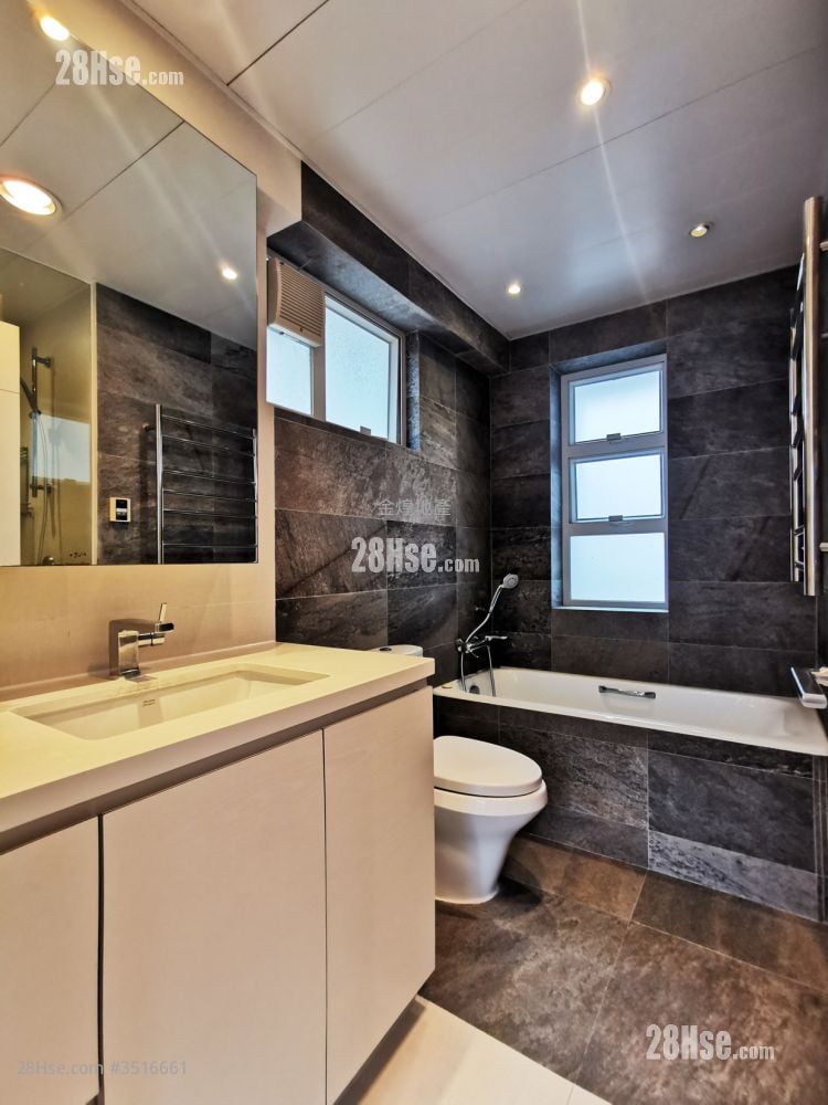 Arts Mansion Rental 3 Bedrooms , 3 Bathrooms 1,050 ft²