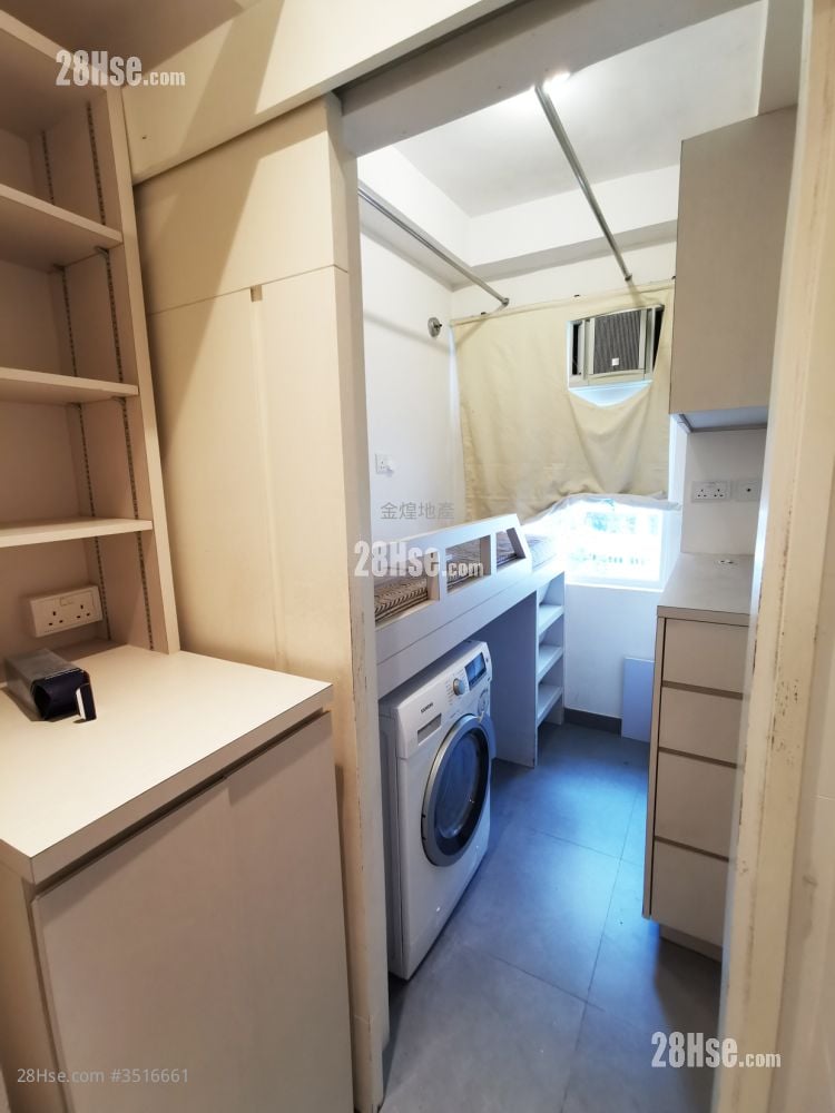 Arts Mansion Rental 3 Bedrooms , 3 Bathrooms 1,050 ft²