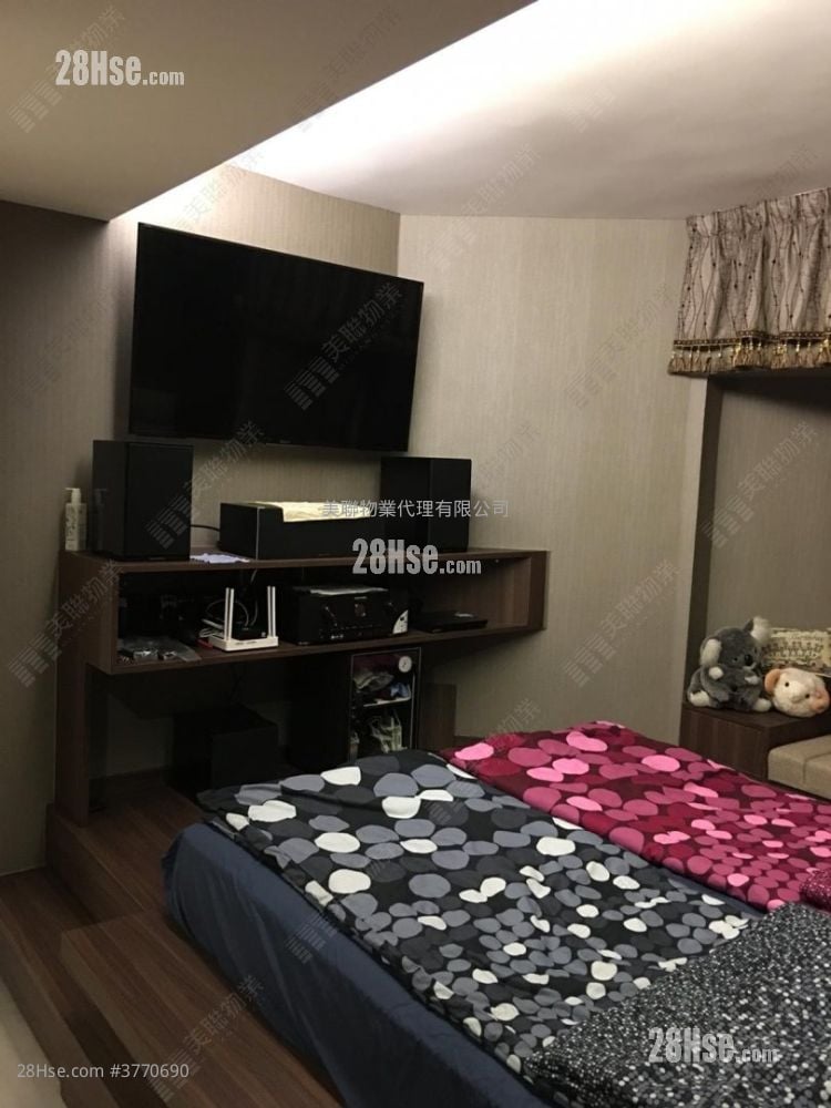 丽港城 售盘 2 房 , 1 浴室 517 平方尺