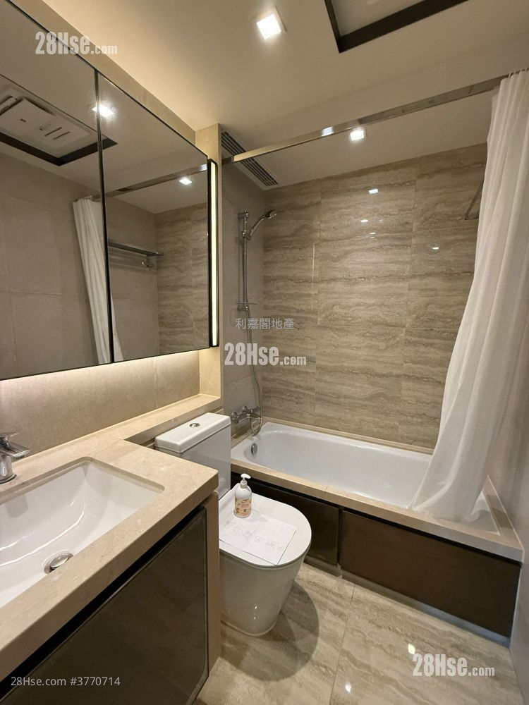 天钻 售盘 3 房 , 1 浴室 584 平方尺