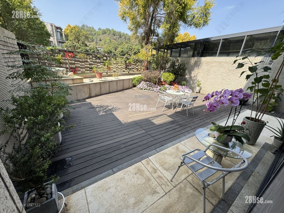 天峦 售盘 3 房 , 5+ 浴室 1,798 平方尺