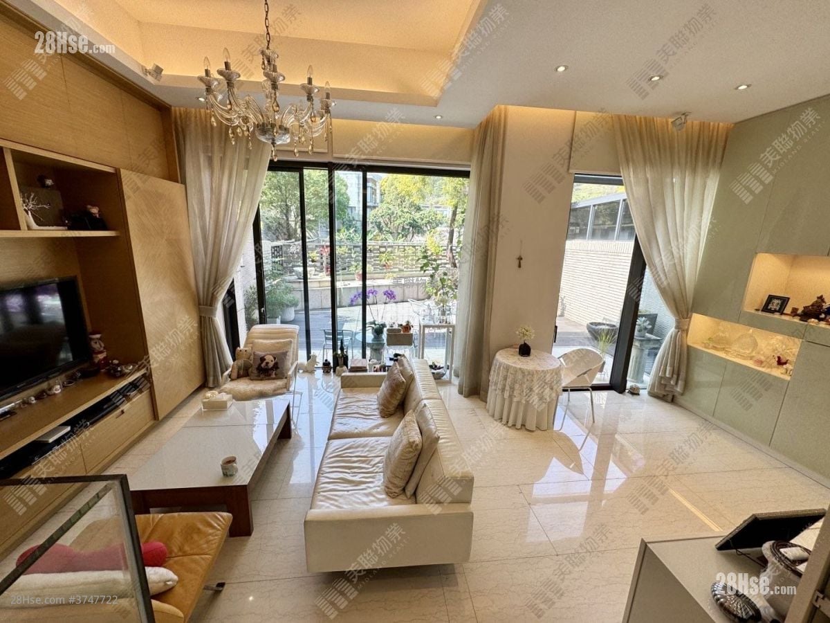 天峦 售盘 3 房 , 5+ 浴室 1,798 平方尺