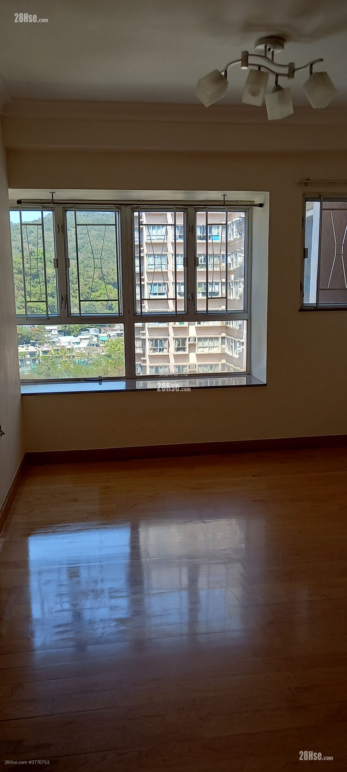 Serenity Park Sell 2 Bedrooms , 1 Bathroom 451 ft²