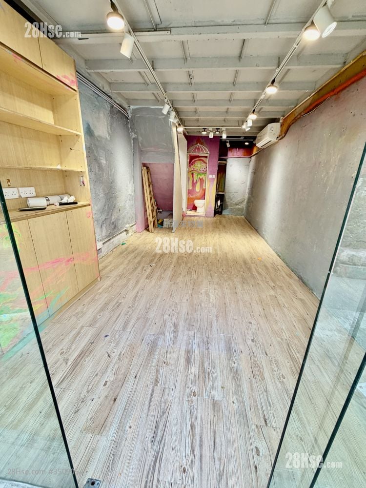 村屋 租盘 开放式间隔 , 1 厕所 500 平方尺