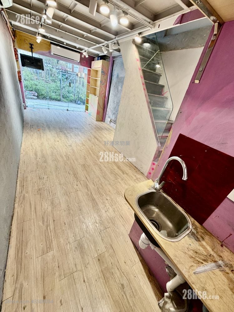 村屋 租盘 开放式间隔 , 1 厕所 500 平方尺