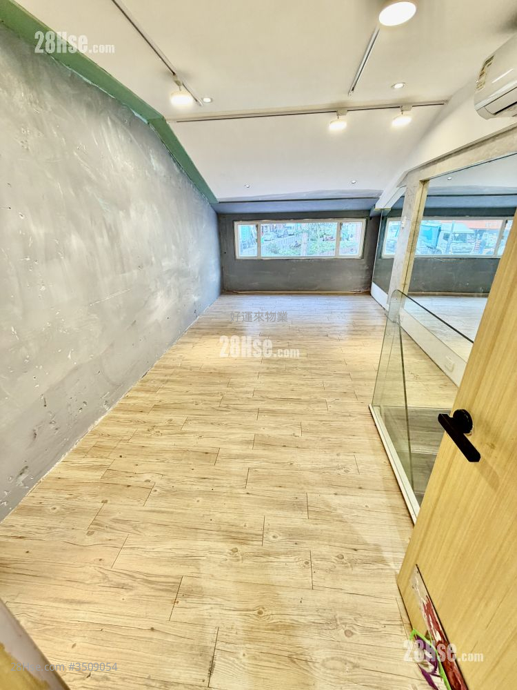 村屋 租盘 开放式间隔 , 1 厕所 500 平方尺