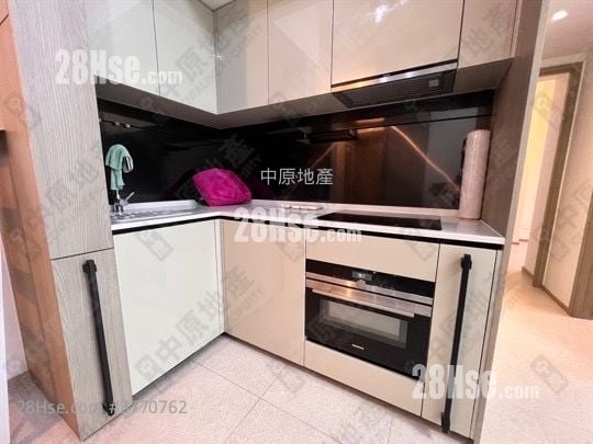 Atrium House Sell 2 Bedrooms 434 ft²