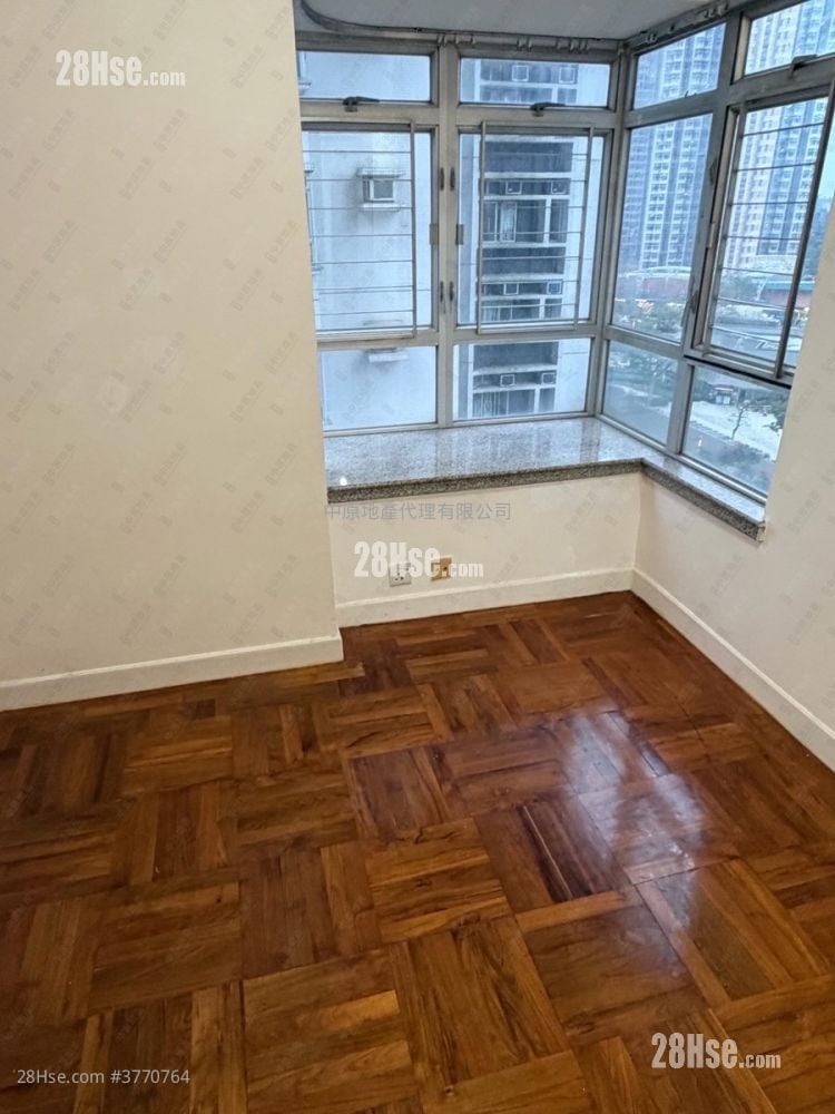 嘉湖山庄 售盘 3 房 547 平方尺