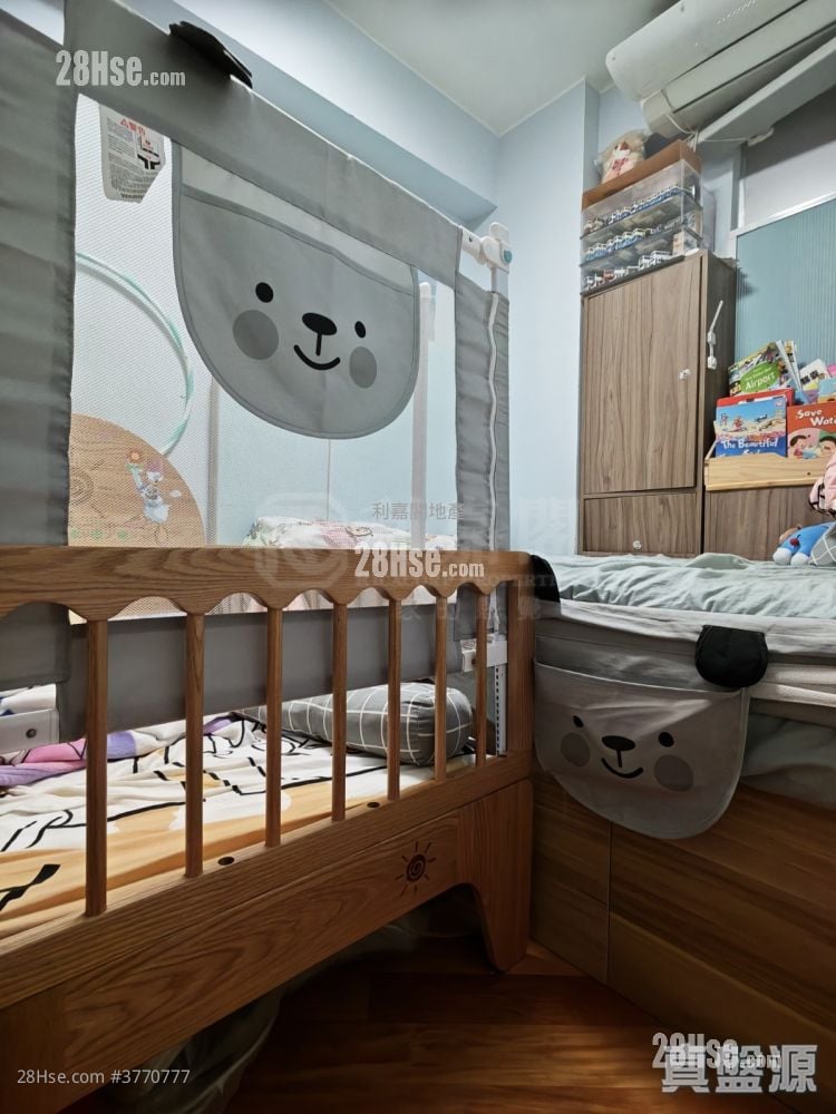 Richland Gardens Sell 2 Bedrooms 407 ft²