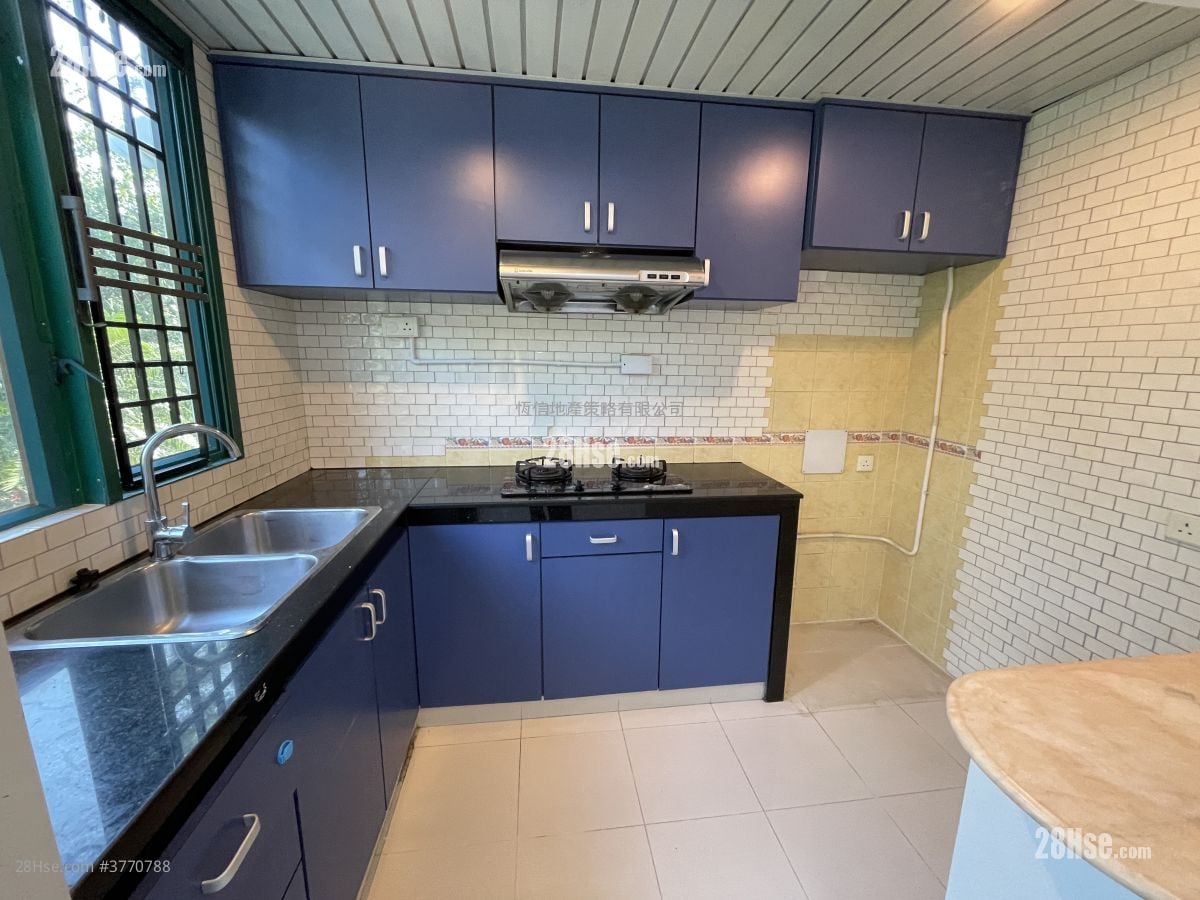 Palm Springs Rental 967 ft²