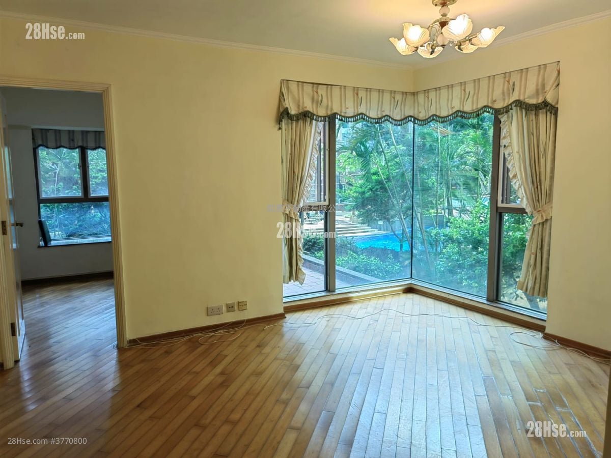 海逸豪园 租盘 2 房 , 1 浴室 555 平方尺