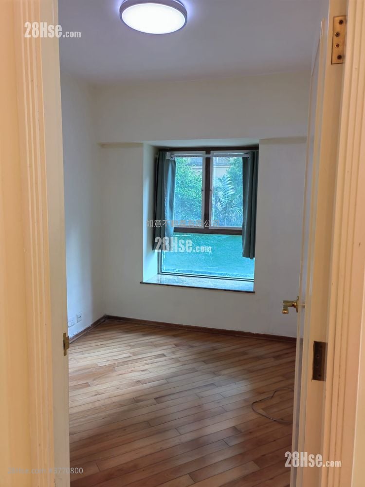 海逸豪园 租盘 2 房 , 1 浴室 555 平方尺