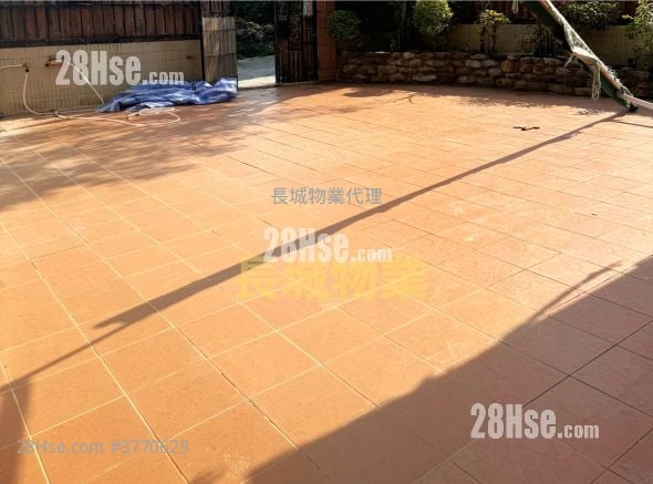 大埔村屋 售盤 2 房 , 3 浴室